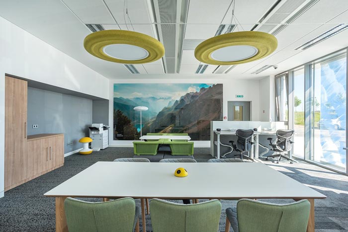 上海松江辦公室裝修軟件技術公司辦公室